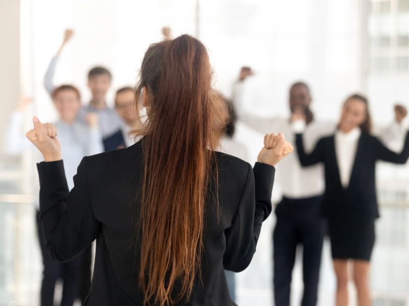 benefícios para motivar funcionários